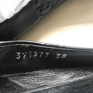 GUCCI Logo Guccisima Leather Peep Toe Flats Size 7